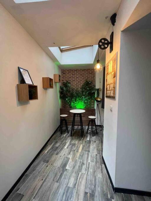דירות אורליאן Loft De Courcaille - Balneo - Free Parking - Wifi מראה חיצוני תמונה